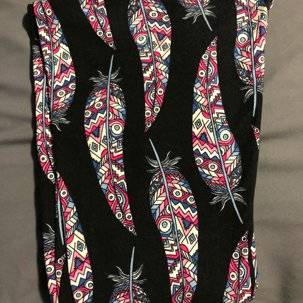 Feather leggings